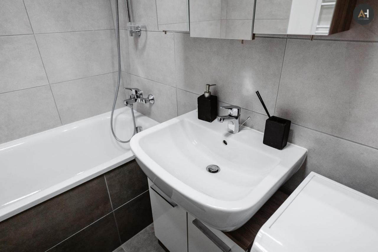 AH Mlynská Bašta II Apartamento Košice Exterior foto