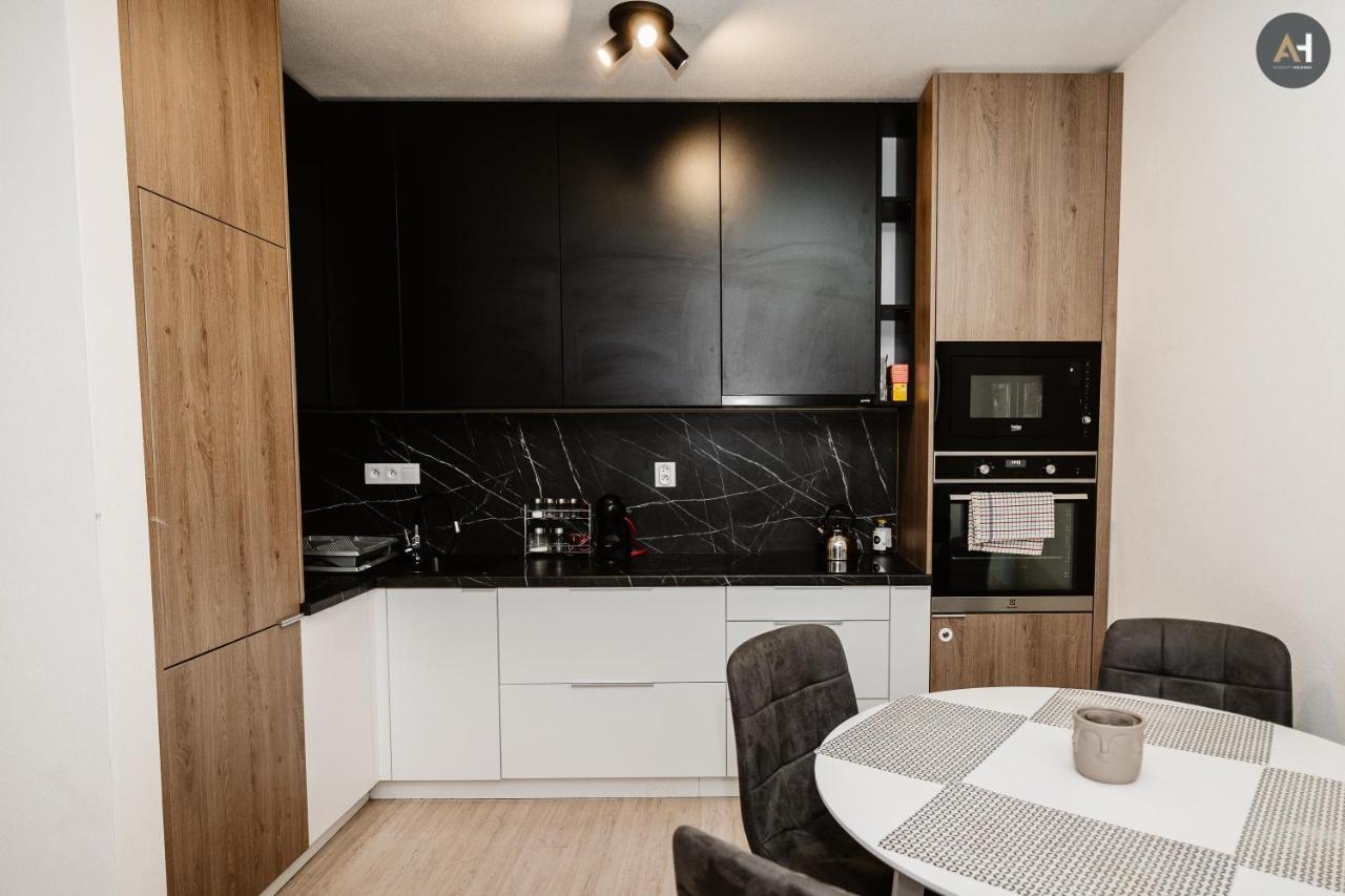 AH Mlynská Bašta II Apartamento Košice Exterior foto